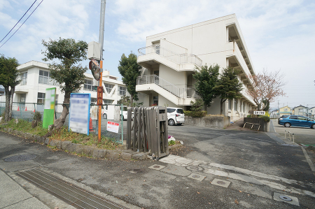 ���ӊ��@���w�Z 124m �쑫���s�����{���w�Z