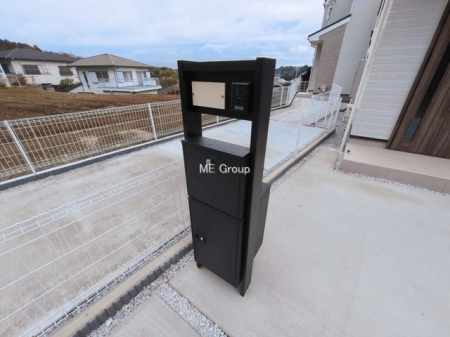 ���̑��@�O�ρ�����ł����S�A�ו�����������󂯎���zBOX�t���|�X�g