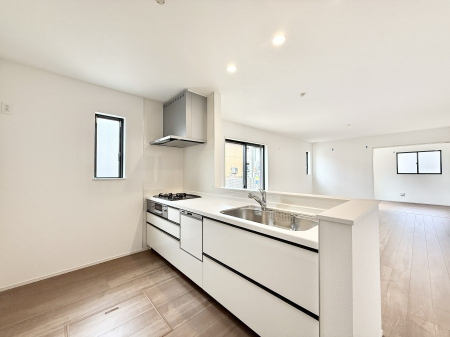 �L�b�`���@�������L���C�ɕЕt���A�g���₷���L�b�`��