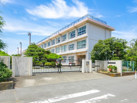 ���ӊ��@���w�Z 800m ���ˎs���^�y���w�Z