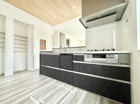 �L�b�`���@�������V���v���ŋ@�\�I�A�����g���₷���L�b�`��