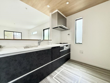 �L�b�`���@�������L���C�ɕЕt���A�g���₷���L�b�`��