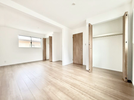 �Q���@�������Ƌ�����܂��z�u����΍L�X�Ƃ�����Ԃ��g�������₷���A�����b�N�X�������Ԃ��߂����܂�