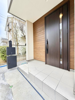 ���ց@�O�ρ� �V���v���Ŕ������A�Z�܂��̑���ۂ��ʂ錺�ւł�