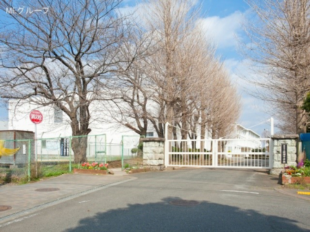 ���ӊ��@���w�Z 1000m �����s���������w�Z