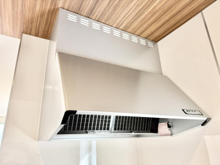 ���̑����ρ@�ݔ����������̏��C����������C��ɗU������A�����I�ɔr�����ł��܂��B