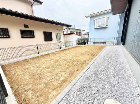 ���̑��@�O�ρ���炵�ɏ�����^����A�΂��������ꂽ�Z�܂��ł�