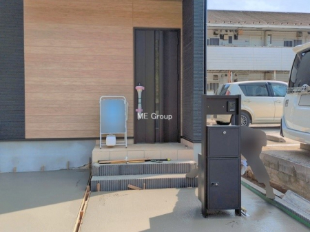 ���ց@�O��