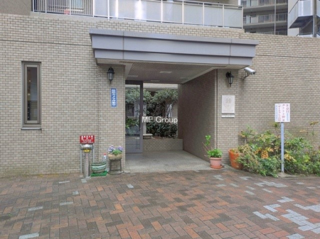 �G���g�����X�@�O�ρ��Ǘ��̍s���͂����G���g�����X�ň��S���ĕ�点����ł�