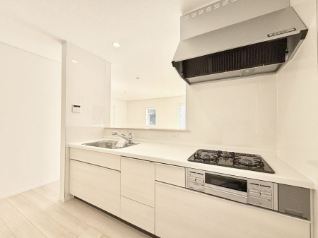 �L�b�`���@�������Ƒ����J��[�߂�A������̂���L�b�`��