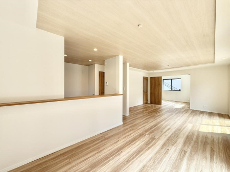 ���r���O�@�������Ƒ��̎��Ԃ��ʂ�A���K�Ŗ��������