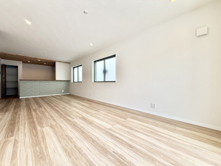 ���̑����ρ@�������Ƒ��̏Ί炪���ӂ��A���났�̋��