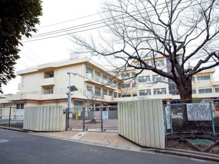 ���ӊ��@���w�Z 650m ���l�s���ӎR���w�Z