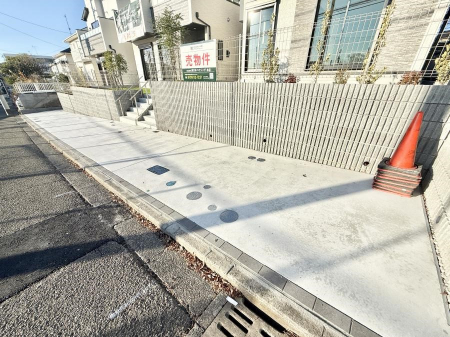 �@�O�ρ��J�[�X�y�[�X�L