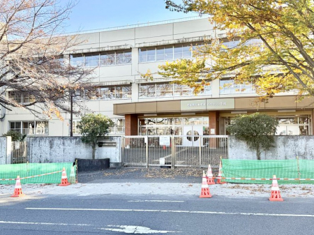 ���ӊ��@���w�Z 850m ���c�s���{���c�ЂȂ����w�Z