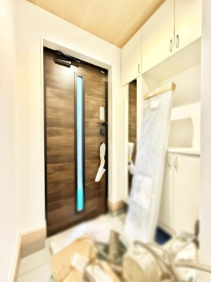 ���ց@������ �V���v���Ŕ������A���K�ȕ�炵�̓����