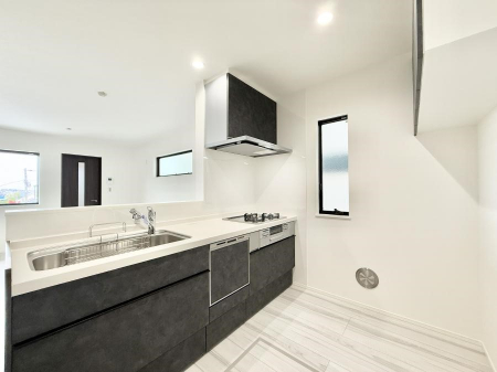 �L�b�`���@���������y���݂ƐH�ׂ�K����͂���L�b�`��