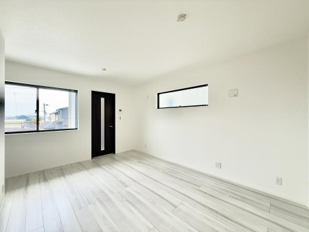 ���r���O�@���������R�Ɖ�b�����܂��A�S�n�悢�ЂƂƂ�