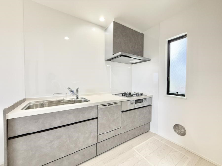 �L�b�`���@�������L���C�ɕЕt���A�g���₷���L�b�`��