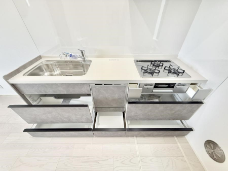 �L�b�`���@�������Ƒ����J��[�߂�A������̂���L�b�`��