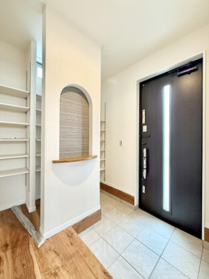 ���ց@������ �V���v���Ŕ������A���K�ȕ�炵�̓����