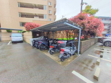 ���̑��@�O�ρ��~�n���Ƀo�C�N�u������������Ă���܂�