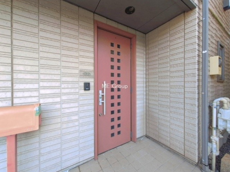 ���ց@�O��