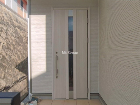 ���ց@�O��