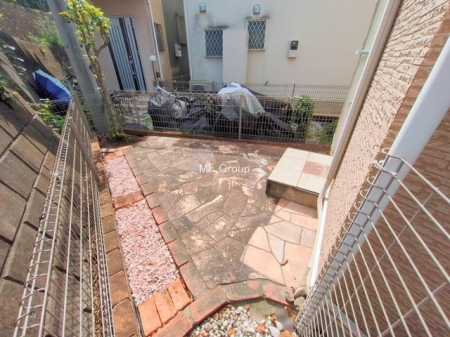 �@�}�ʂƈقȂ�ꍇ�͌�����D��