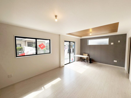 ���r���O�@���������R�Ɖ�b�����܂��A�S�n�悢�ЂƂƂ�