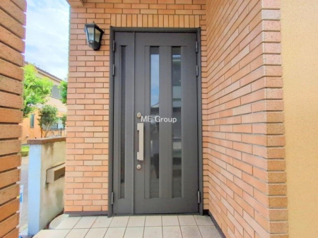 ���ց@�O��