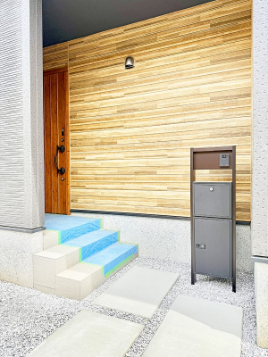 ���ց@�O��