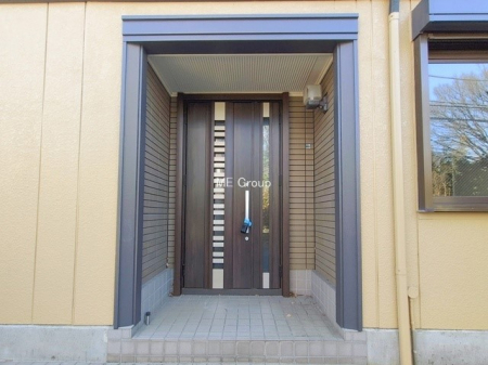 ���ց@�O��