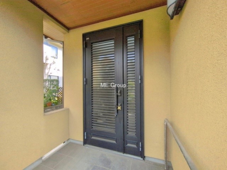 �@�}�ʂƈقȂ�ꍇ�͌�����D��