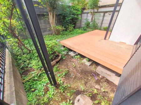 ���̑��@�O�ρ��V�C�̗ǂ����̓E�b�h�f�b�L�ł̂�т�����ڂ���  