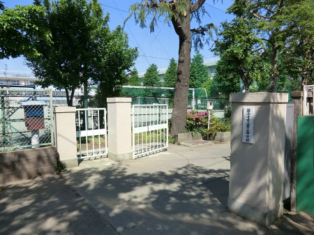 ���ӊ��@���w�Z 1200m �������s����O���w�Z