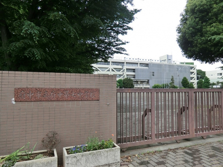 ���ӊ��@���w�Z 1040m �{���s���{���掵���w�Z
