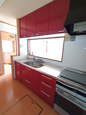 �L�b�`���@�������Ƒ����J��[�߂�A������̂���L�b�`��