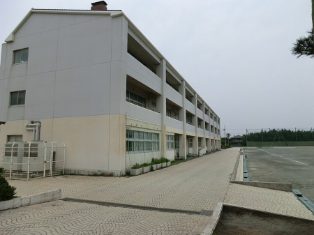 ���ӊ��@���w�Z 1890m ����s���×m���w�Z