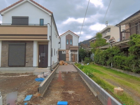 ���n�O�ώʐ^�@3����  ���V������炵���n�܂�ꏊ�ŁA�Ƒ����J��[�߂�