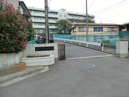 ���ӊ��@���w�Z 1340m ���l�s�����������w�Z