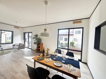 ���r���O�@�������V���v���������ґ�A��؂Ȑl�Ɖ߂����S���قǂ�����
