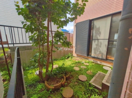 ���̑��@�O�ρ���炵�ɏ�����^����A�΂��������ꂽ�Z�܂��ł�