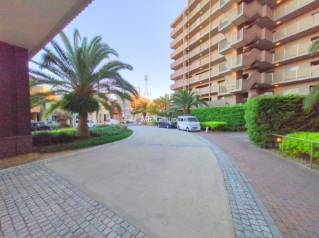 �G���g�����X�@�O�ρ��Ǘ��̍s���͂����G���g�����X�ň��S���ĕ�点����ł�